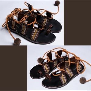 🦋4/$25 POL Aztec Print Sandals